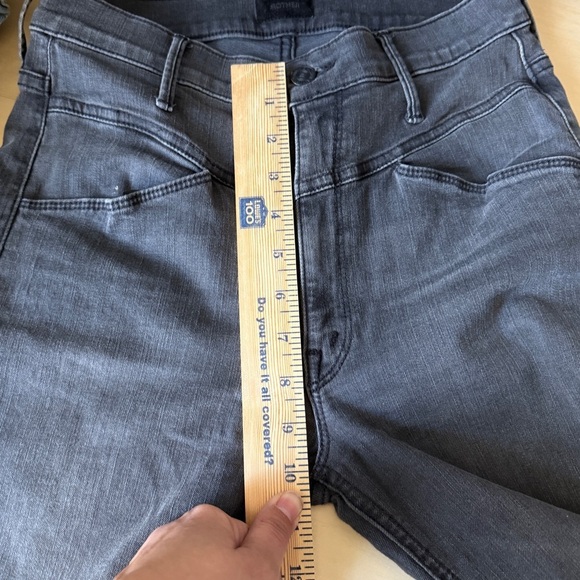 MOTHER The Dazzler Yoke Front Ankle Black Jeans - in Lightning Up Lanterns Wash - Picture 5 of 6